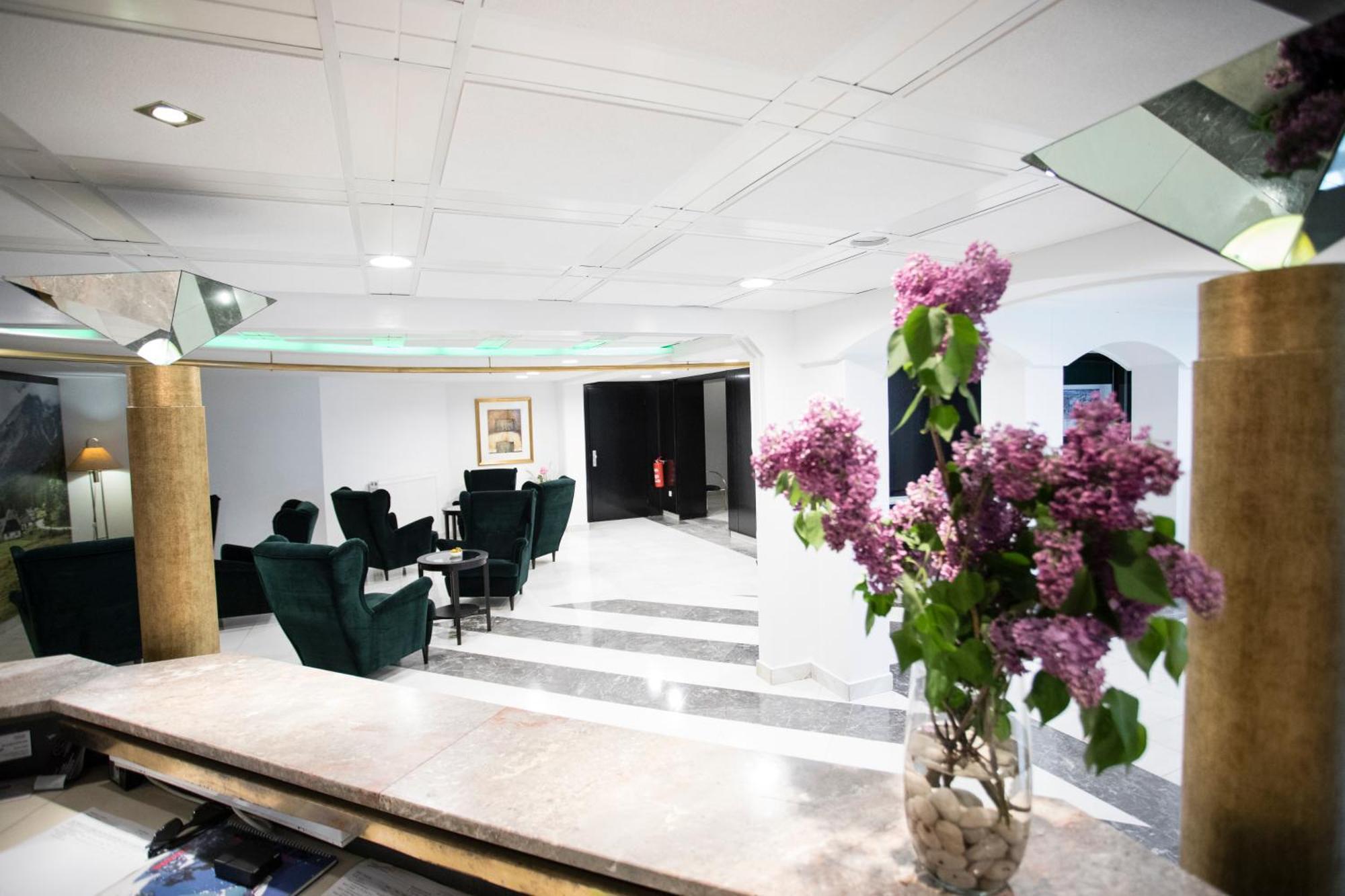 Hotel Alp โบเว็ก ภายนอก รูปภาพ