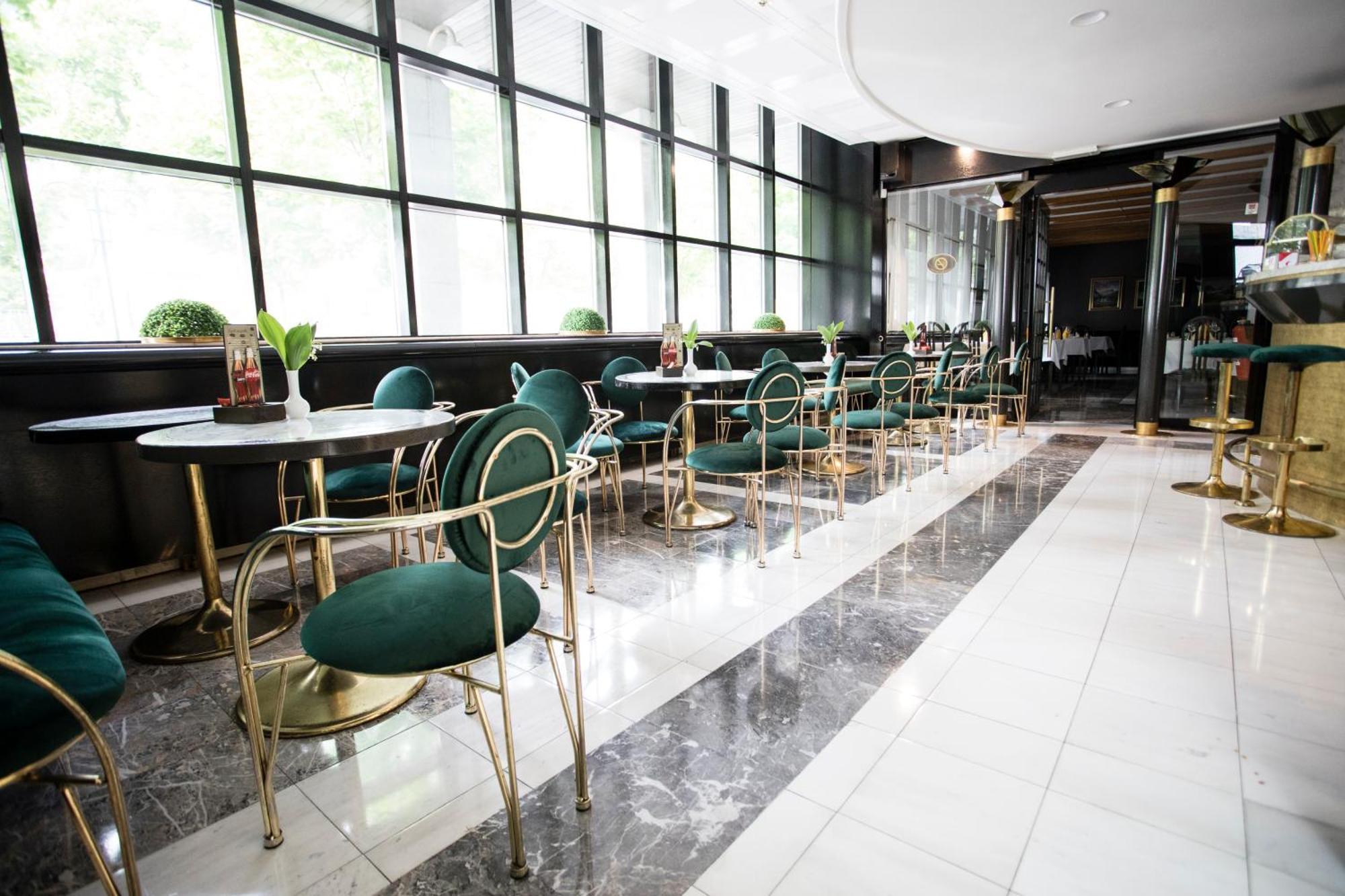 Hotel Alp โบเว็ก ภายนอก รูปภาพ